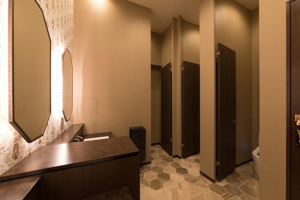 S.Training Center Hotel أوساكا المظهر الخارجي الصورة