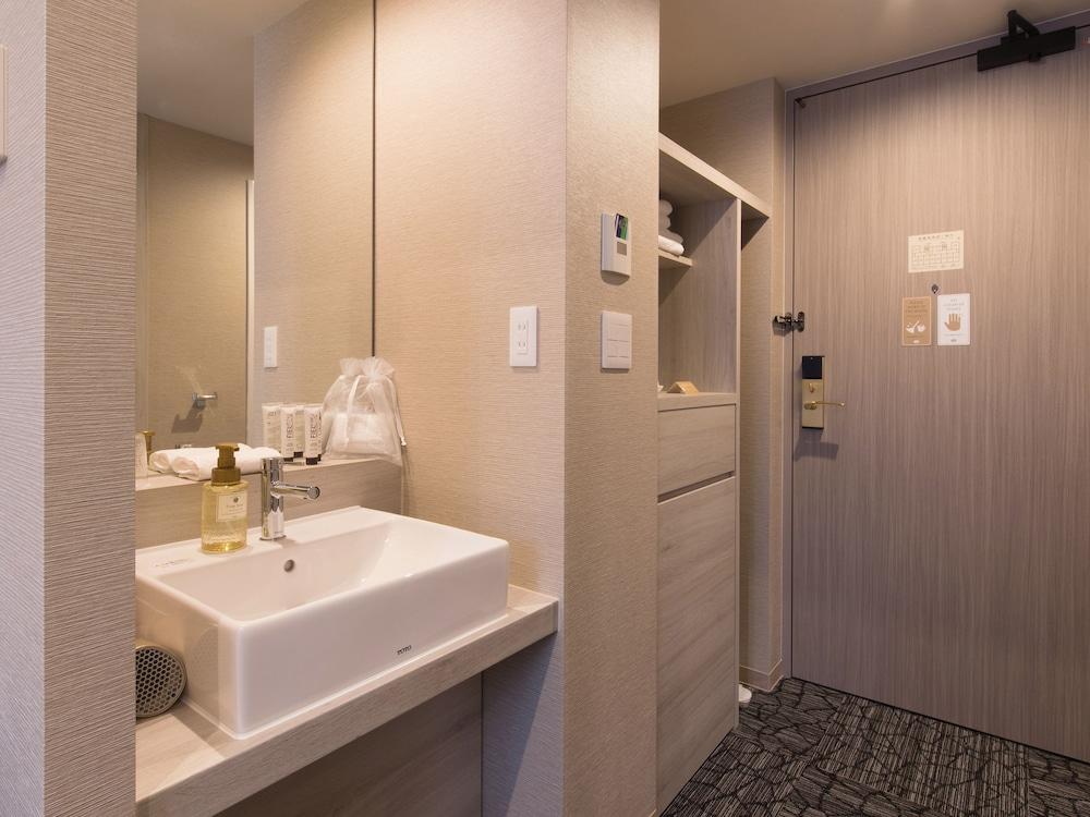 S.Training Center Hotel أوساكا المظهر الخارجي الصورة