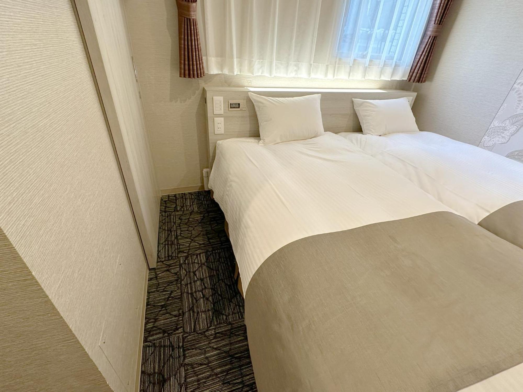 S.Training Center Hotel أوساكا المظهر الخارجي الصورة